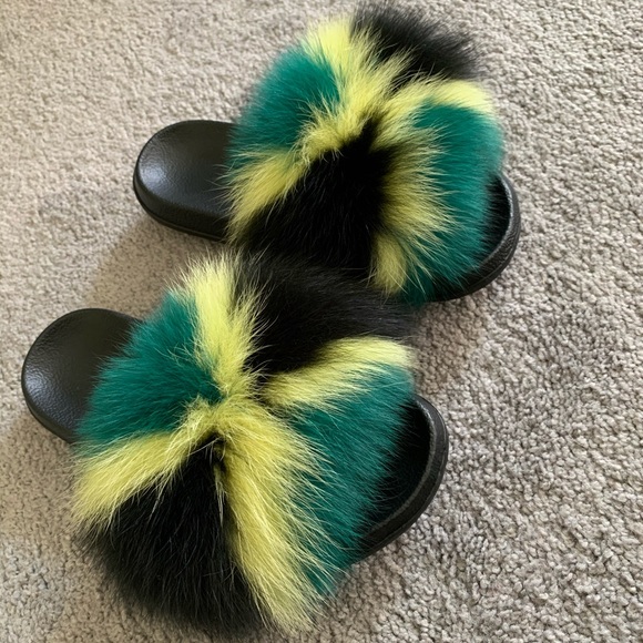 Shoes - Jamaica fur slippers